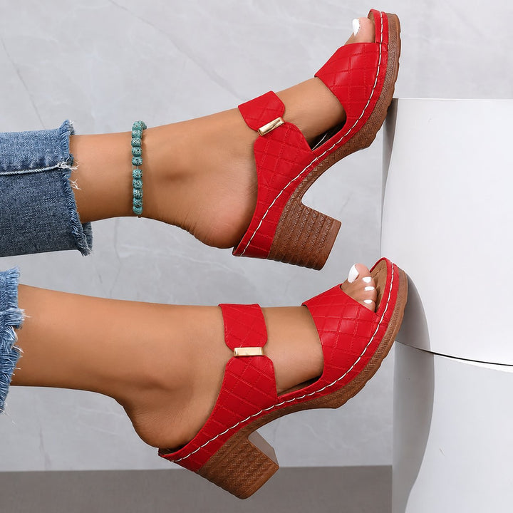 Emma | Women&