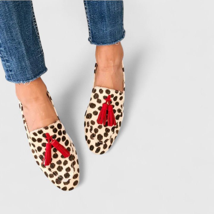 Amelia | Women&