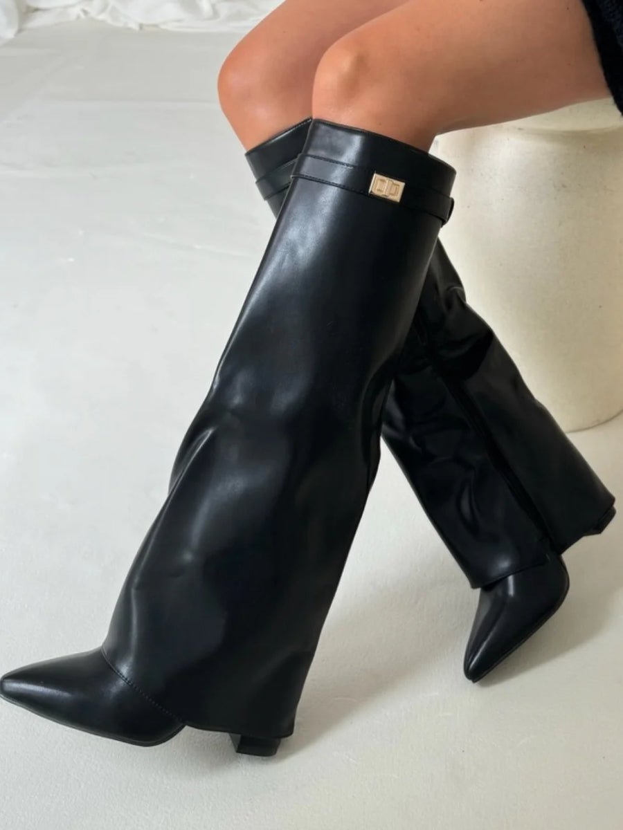 Amelia | Women&